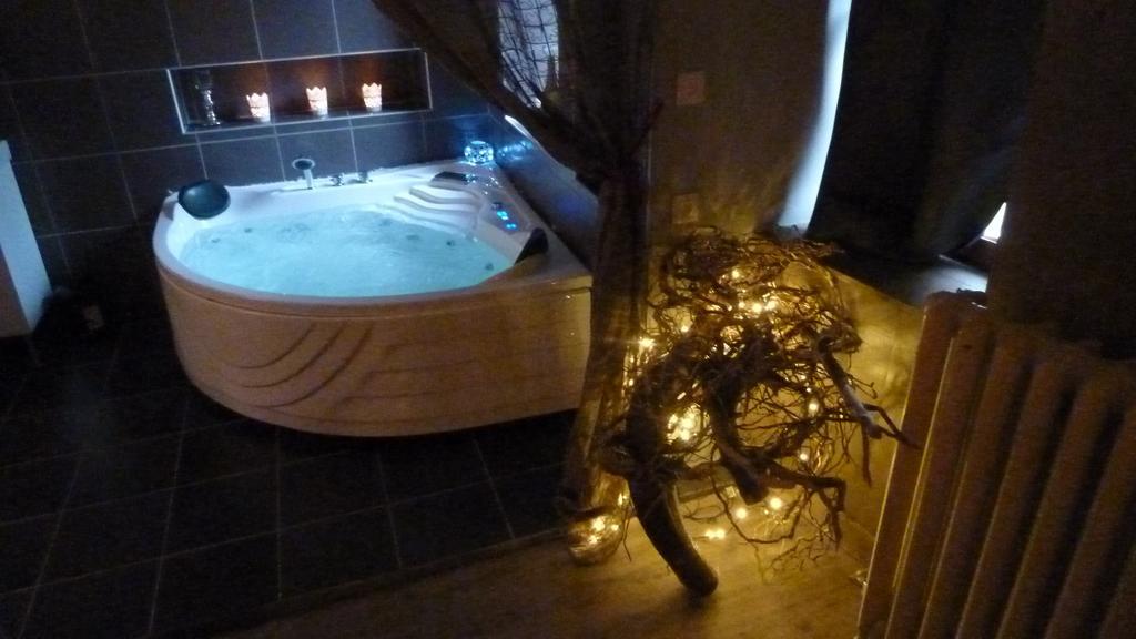 Francorchamps Guest House, Chambres Avec Ou Sans Jacuzzi Malmedy Quarto foto